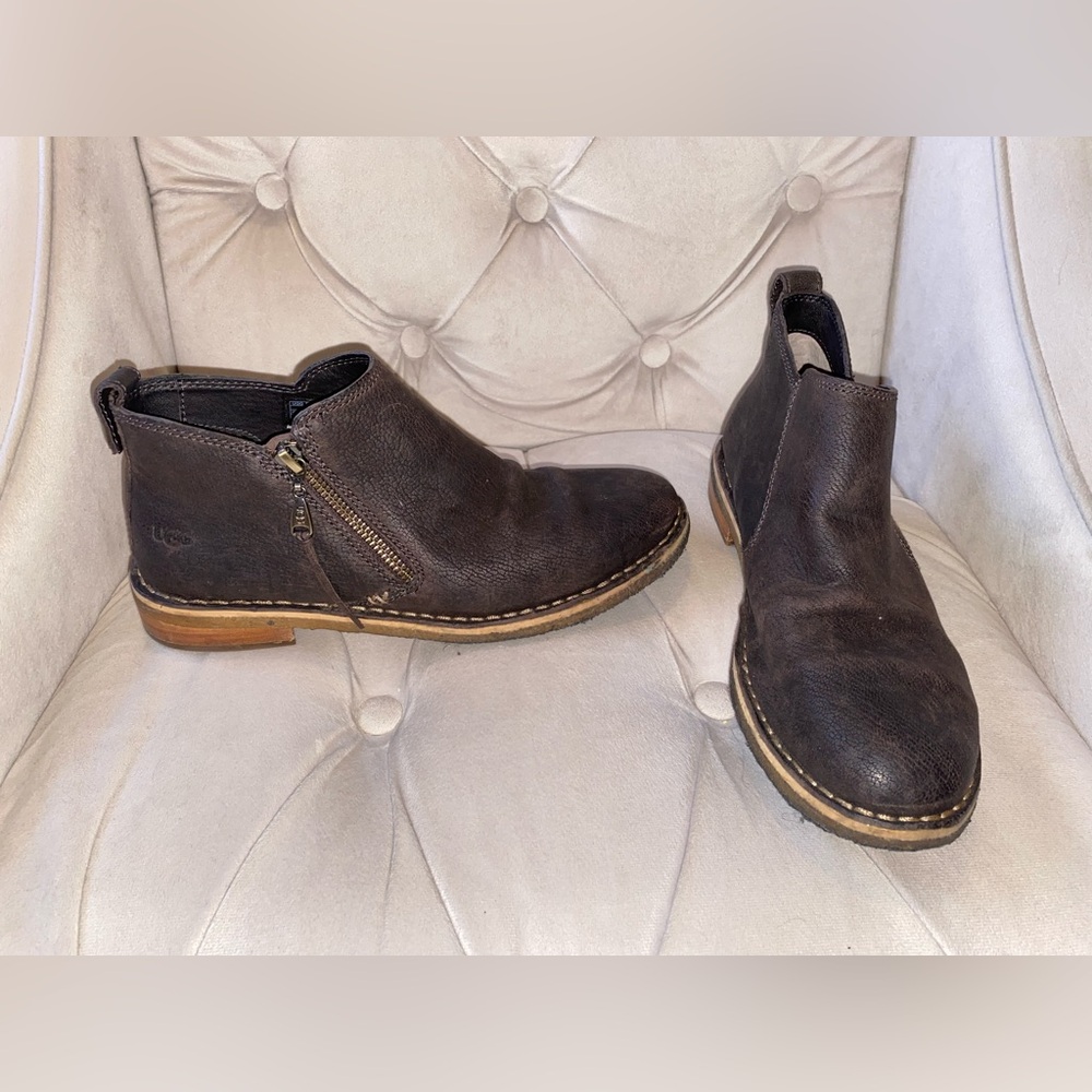 UGG Brown Leather Ankle Boots - Size 7.5